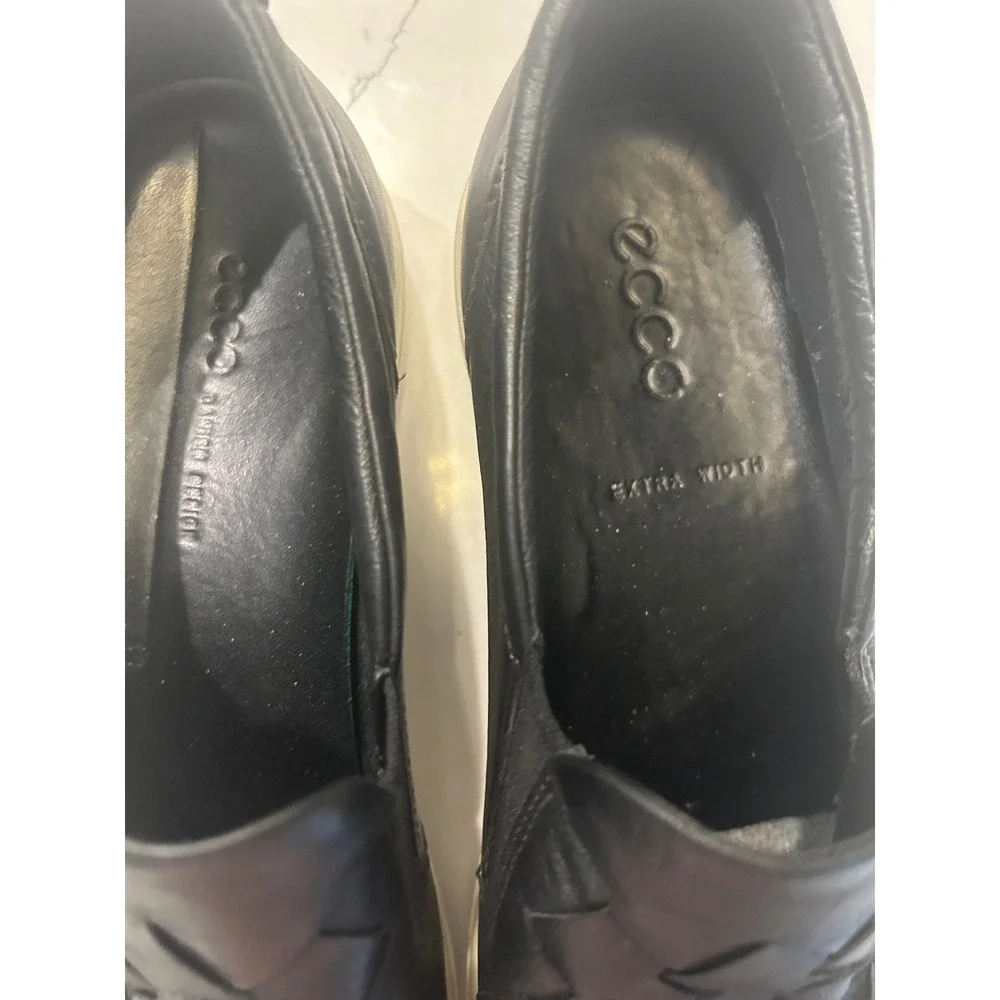 ECCO Slip On Sneakers Black Woven Leather Soft 7 Extra Width Flats 42 US 11-11.5